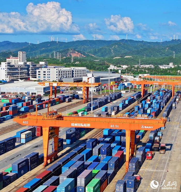 赣州国际陆港 助推进出口贸易增速的强劲引擎
