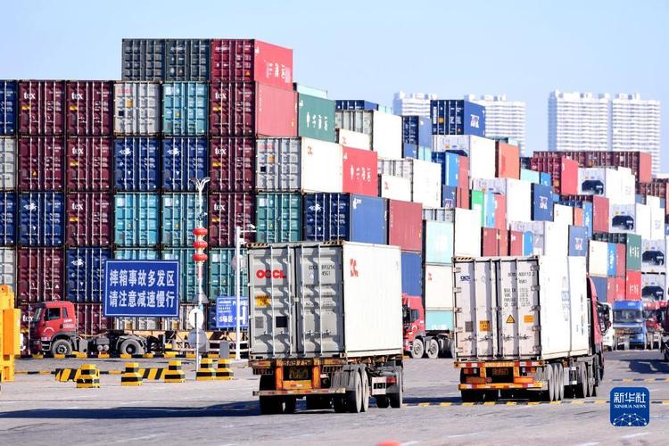 我国前11个月货物贸易进出口总值超去年全年，出口贸易表现亮眼